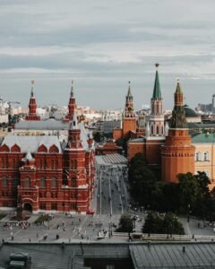 affordable shuttle options for large groups traveling to russia